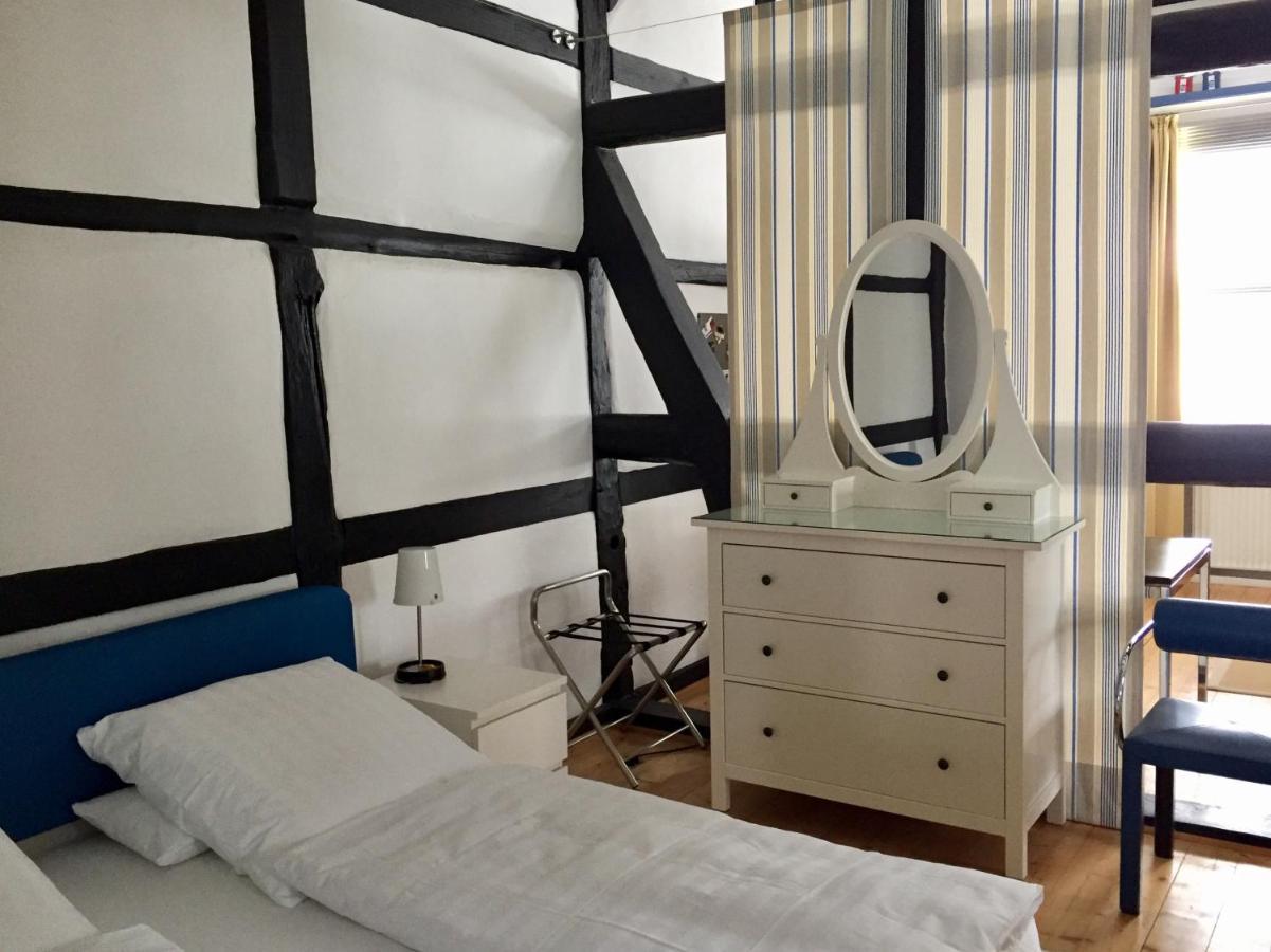 Suite „Friesland“ - Wunderschoenes Apartment In Fachwerkhaus Hannover Exteriör bild